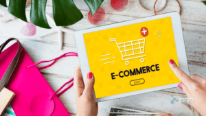 an ecommerce store owner giving information on the top 5 best ecommerce platforms to start an online business